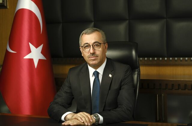 Şehir Merkezinde Kalıcı Konut ve İş Yerlerinin Temelleri Bir Bir Atılıyor