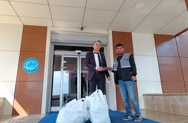Başkan Mahçiçek bu 14 Mart’ta da sağlık ordusunu unutmadı