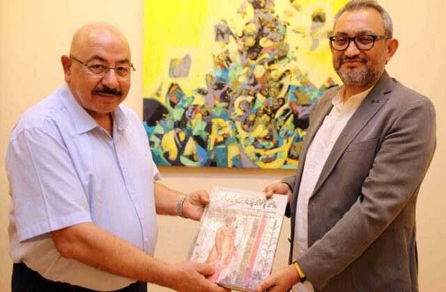 SOYUT FİGÜRATİF VE SOYUTLAMA” TEMALIRESİM SERGİSİ