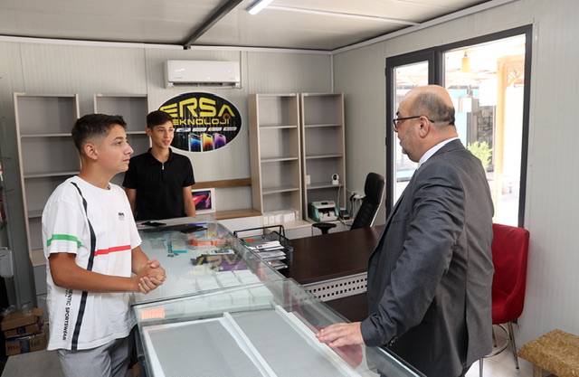 BAŞKAN AKPINAR’DAN TRABZON KONTEYNER ÇARŞI ESNAFINA ZİYARET