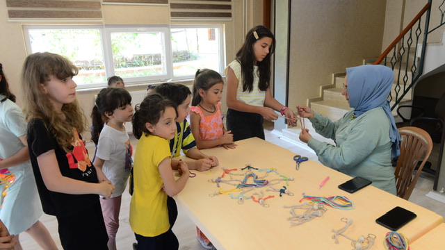 Minikler KAÇSAM’da El Sanatlarını Hayalleriyle Şekillendiriyor