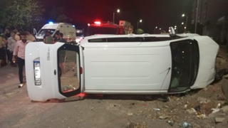 Türkoğlu’da iki otomobil çarpıştı: 2 yaralı