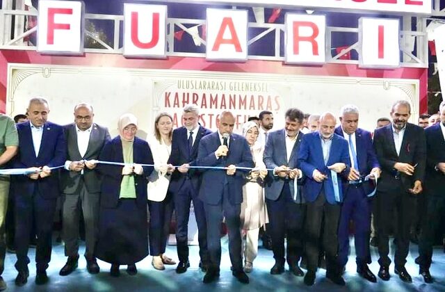 Kahramanmaraş’ta 20 Yıl Aradan Sonra Ağustos Fuarı Yeniden Açıldı