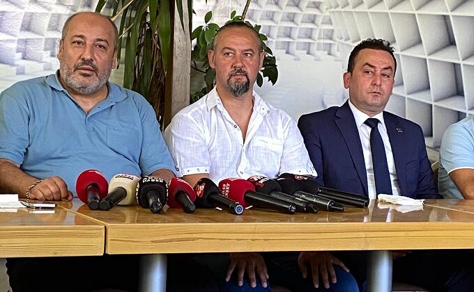 Kahramanmaraşspor Başkanı M. Fatih Ceyhan Başkanlık Görevini bıraktı. Yeni başkan Yılmaz Terliksiz oldu