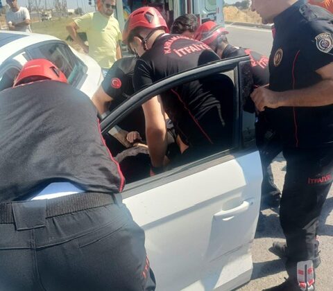 Kahramanmaraş’ta iki otomobil çarpıştı: 2 yaralı