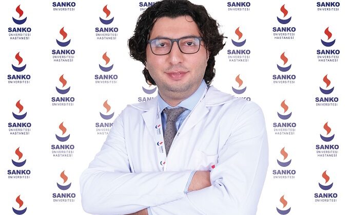 GİRİŞİMSEL RADYOLOJİ UZMANI DOÇ. DR. MEHMET KOLU, SANKO ÜNİVERSİTESİ HASTANESİ’NDE