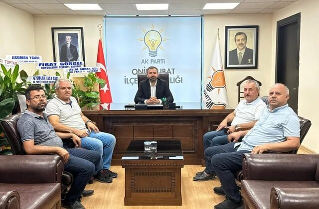 Gazetecilerden AK Parti Onikişubat İlçe Başkanı D. Safa Kekeç’e Hayırlı Olsun Ziyareti