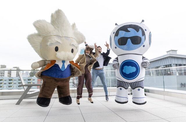 Yapay Zeka Herkes İçin: Salesforce, ÜcretsizYapayZeka EğitimiSunuyorveHerkesinYapay Zeka DünyasındaBaşarılıOlmasınaYardımcıOlmakİçin OfisAlanınıTahsisEdiyor