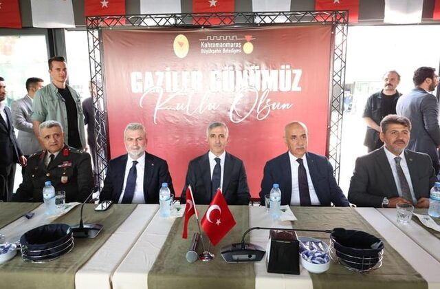 Gaziler Günü Kahvaltı Programında Kahramanmaraş Protokolü Gazilerle Bir Araya Geldi