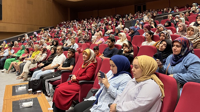 Saliha Erdim: “Aile Mahremiyeti Toplumun Temelini Oluşturur”