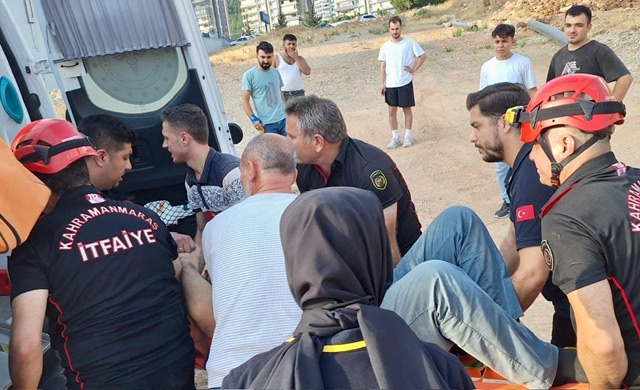 Kahramanmaraş’ta hafriyat yüklü kamyon devrildi: 1