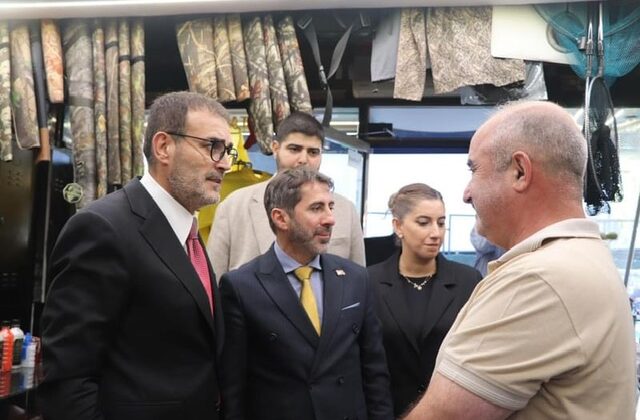 Mahir Ünal, Türkiye Buluşmaları Kapsamında Kadıköy Esnafıyla buluştu