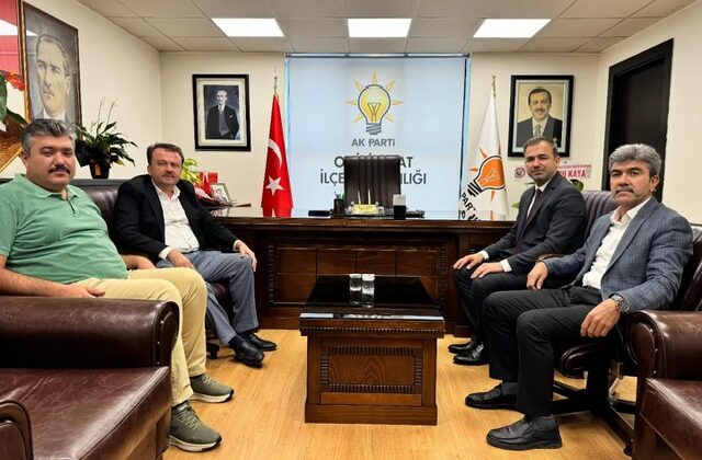 Fatih Mehmet Erkoç’tan AK Parti Onikişubat İlçe Başkanı Durdu Safa Kekeç’e Ziyaret