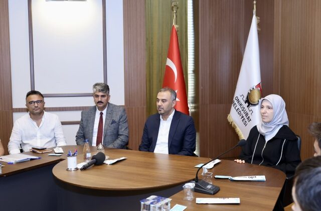 Başkan Toptaş’tan, Üniversite Hazırlık Kursu’na katılan gençlere motivasyon dopingi