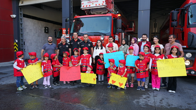 Büyükşehir İtfaiyesi, “Özel İtfaiyecilere”Kapılarını Açtı