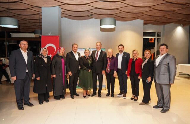 BAŞKAN ÇALIK’TAN “19 EKİM MUHTARLAR GÜNÜ” BULUŞMASI