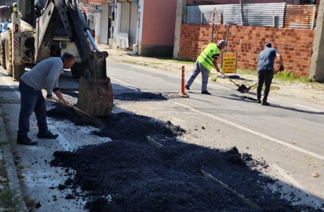 Büyükşehir, Andırın’da 11 Mahallenin Yolunu Yeniliyor