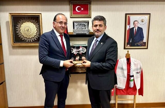 AK Parti Kahramanmaraş Milletvekili Ömer Oruç Bilal Debgici, Şahin Hopur’u TBMM’de Ağırladı