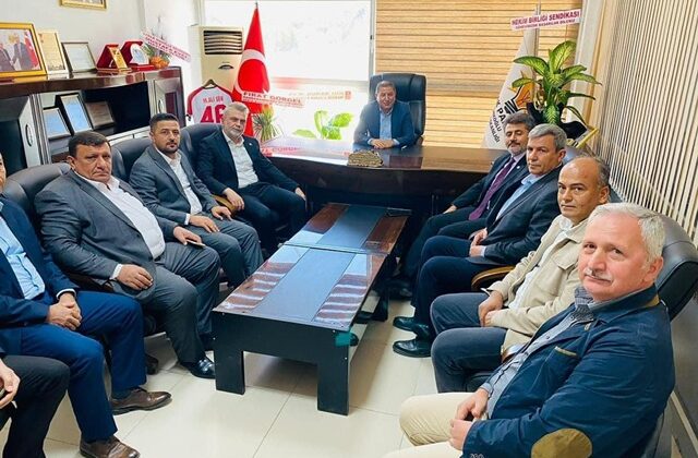 AK Parti Türkoğlu İlçe Başkanı Mehmet Ali Şen’den İlçeye Müjde: İstasyon Mahallesi’ne Sıcak Asfalt