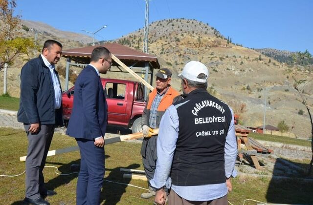 Çağlayancerit Belediyesi Mesire Alanlarını Yeniliyor