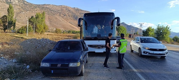 Kahramanmaraş’ta Trafik Denetimleri Artırıldı: 650 Sürücüye Ceza Kesildi