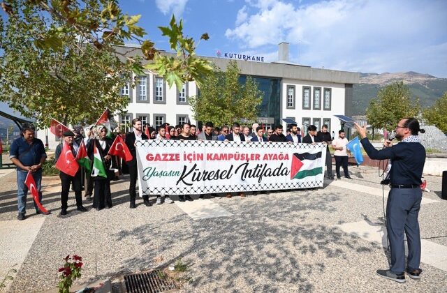 Kahramanmaraş’ta üniversite öğrencilerinden Gazze’ye destek