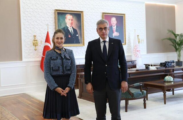 MHP Kahramanmaraş Milletvekili Dora, Sağlık Bakanı Memişoğlu ile Şehrin Sağlık Yatırımlarını Görüştü