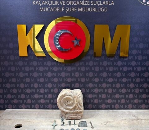 Kahramanmaraş’ta Tarihi Eser Kaçakçılığı Operasyonu: 75 Sikke ve Birçok Objeye El Konuldu