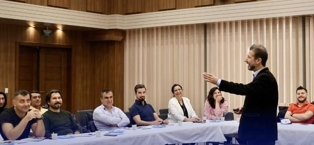 Kipaş Holding’den Geleceğin Liderlerine Yatırım: Dönüşüm Rehberleri Eğitim Programı Başlatıldı