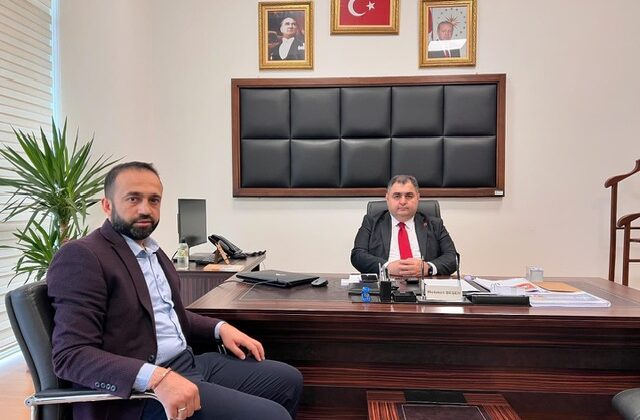 AK Parti Dulkadiroğlu İlçe Başkanı Ali Çam’dan Büyükşehir Meclis Başkan Vekili Mehmet Beşen’e Ziyaret