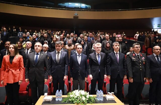 Rektör Vekili Prof. Dr. Orhan Doğan 24 Kasım “Öğretmenler Günü Kutlama Programı”na Katıldı