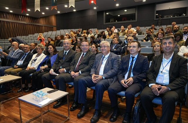 SARIYER BELEDİYESİ TEK SAĞLIK SEMPOZYUMU’NA EV SAHİPLİĞİ YAPTI