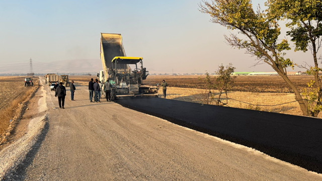 Büyükşehir’den Elbistan’ın 4 Mahallesinde Daha Yol Yenileme Çalışması