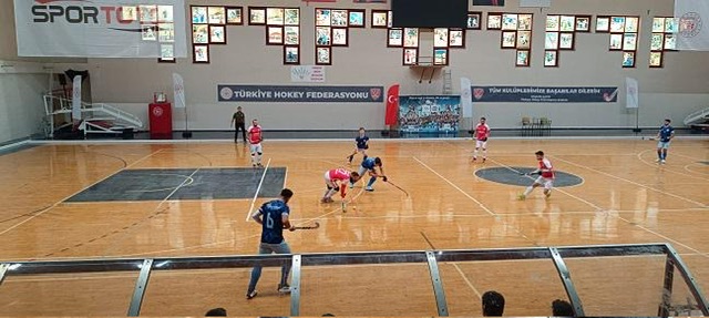 Kahramanmaraş Hokey Takımı, Salon Süper Lig’deki İlk Müsabakasında 5-5 Beraberlik Elde Etti