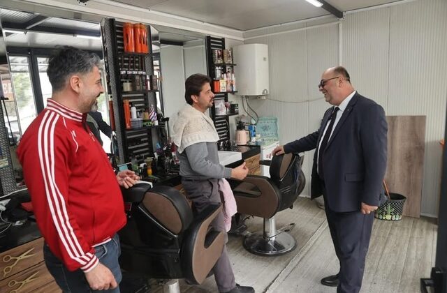 Başkan Mehmet Akpınar’dan Kuyumcukent Esnafına Ziyaret