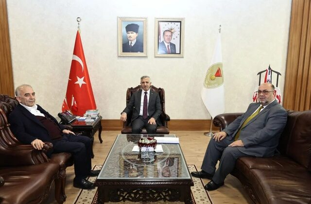 Başkan Mehmet Akpınar’dan Vali Mükerrem Ünlüer’e Ziyaret