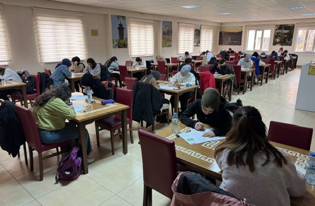 Büyükşehir, Üniversite Adaylarına Tam Desteğini Sürdürüyor