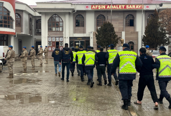 Kahramanmaraş Jandarmasından Başarılı Operasyon: Firari Zanlılar Yakalandı
