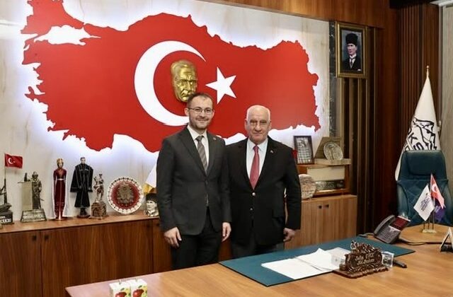 Çağlayancerit Belediye Başkanı Yemliha Göktaş’tan Göksun Belediyesi’ne Ziyaret