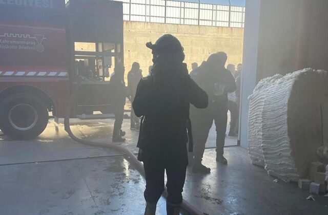 Kahramanmaraş’ta tekstil fabrikasında yangın