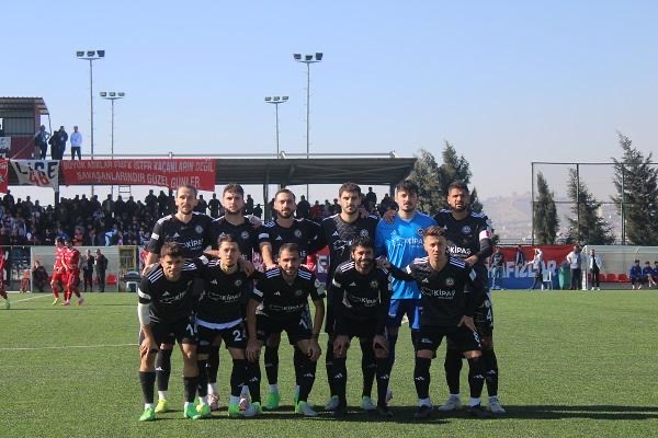 STİKLALSPOR KIRIKKALESPOR’U 3-1 MAĞLUP ETTİ