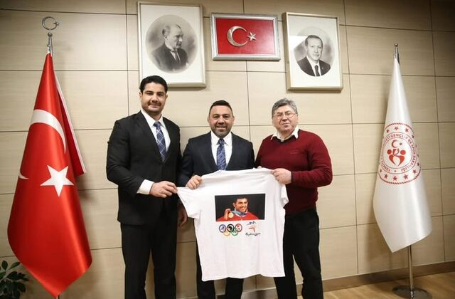 Türkiye Güreş Federasyonu Başkanı Taha Akgül’den Bakan Yardımcısı Yerlikaya’ya Ziyaret