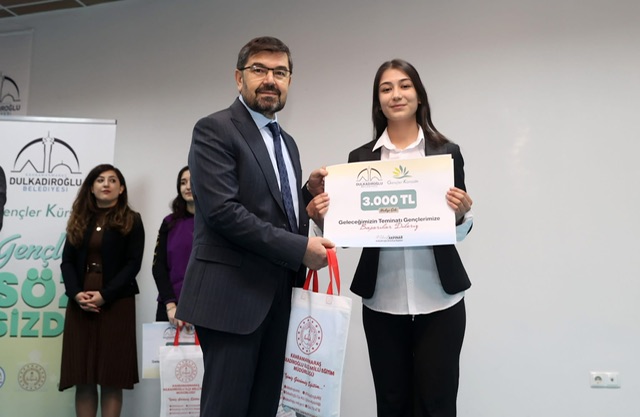 “Gençler Kürsüde” Yarışmasının Dulkadiroğlu İlçe Finali Gerçekleşti
