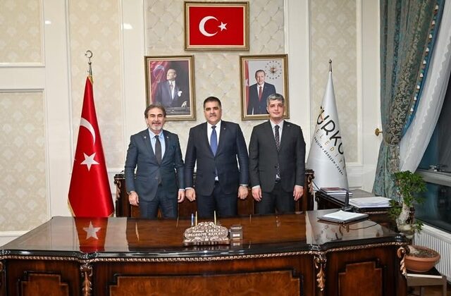 Yeniden Refah Partisi Heyetinden Türkoğlu Belediyesi’ne Ziyaret