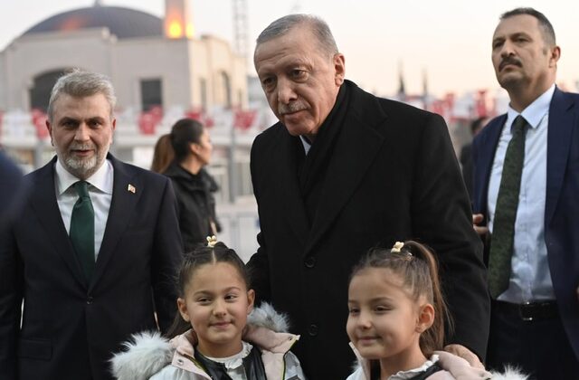 Başkan Görgel, Deprem Bölgesinin En Başarılı Başkanı Seçildi