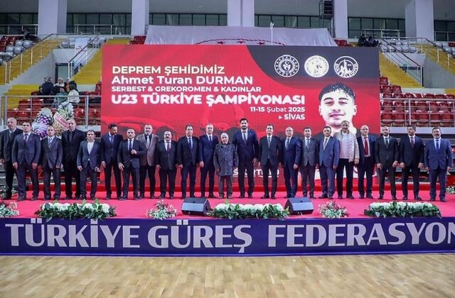 U23 Serbest Türkiye Güreş Şampiyonası, Sivas’ta Ahmet Turan Durman Anısına Başladı