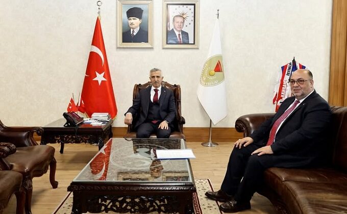 Dulkadiroğlu Belediye Başkanı Mehmet Akpınar, Kahramanmaraş Valisi Mükerrem Ünlüer’i Ziyaret Etti