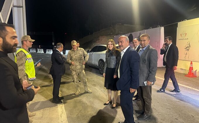 MHP Kahramanmaraş Milletvekili Doç. Dr. Zuhal Karakoç Dora, Dora Kontrol Noktasında Görev Yapan Güvenlik Güçlerini Ziyaret Etti