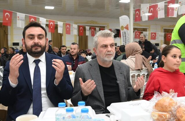 Büyükşehir’in İftar Sofrası Pazarcık’ta Kuruldu