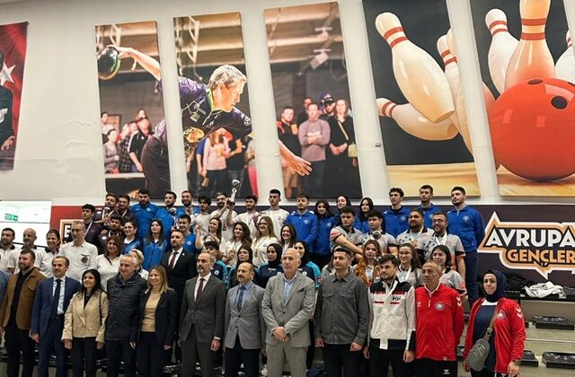 KSÜ Bowling Takımı Türkiye Üçüncüsü Oldu